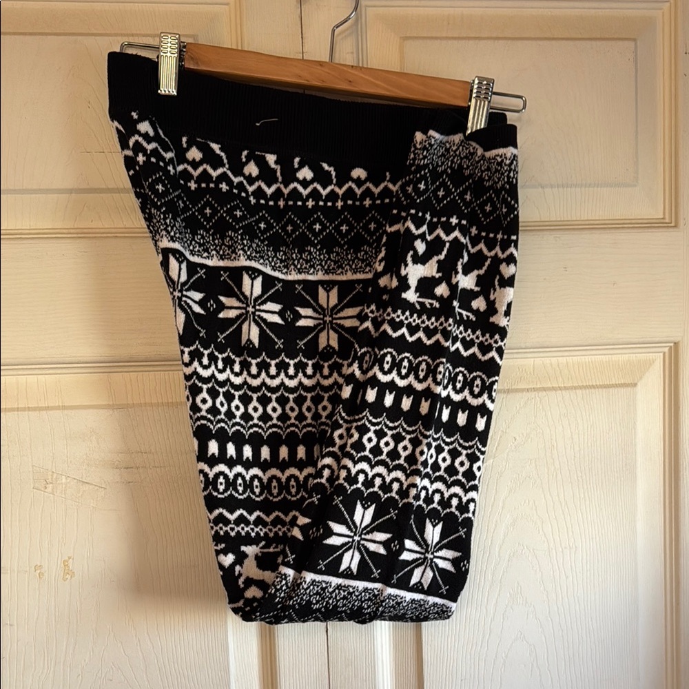 Black and White Patterned leggings